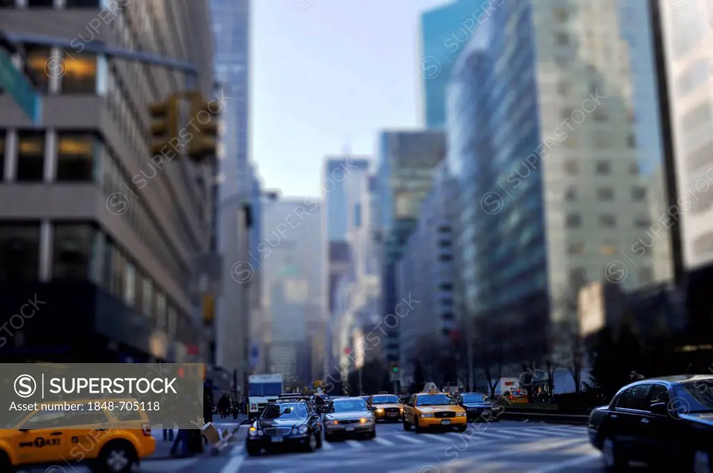 Road traffic, skyscrapers, Manhattan, New York, USA, North America