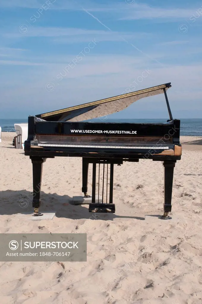 Grand piano on the sandy beach, Usedom Music Festival, Ahlbeck, Usedom Island, Baltic Sea, Mecklenburg-Western Pomerania, Germany, Europe, PublicGroun...