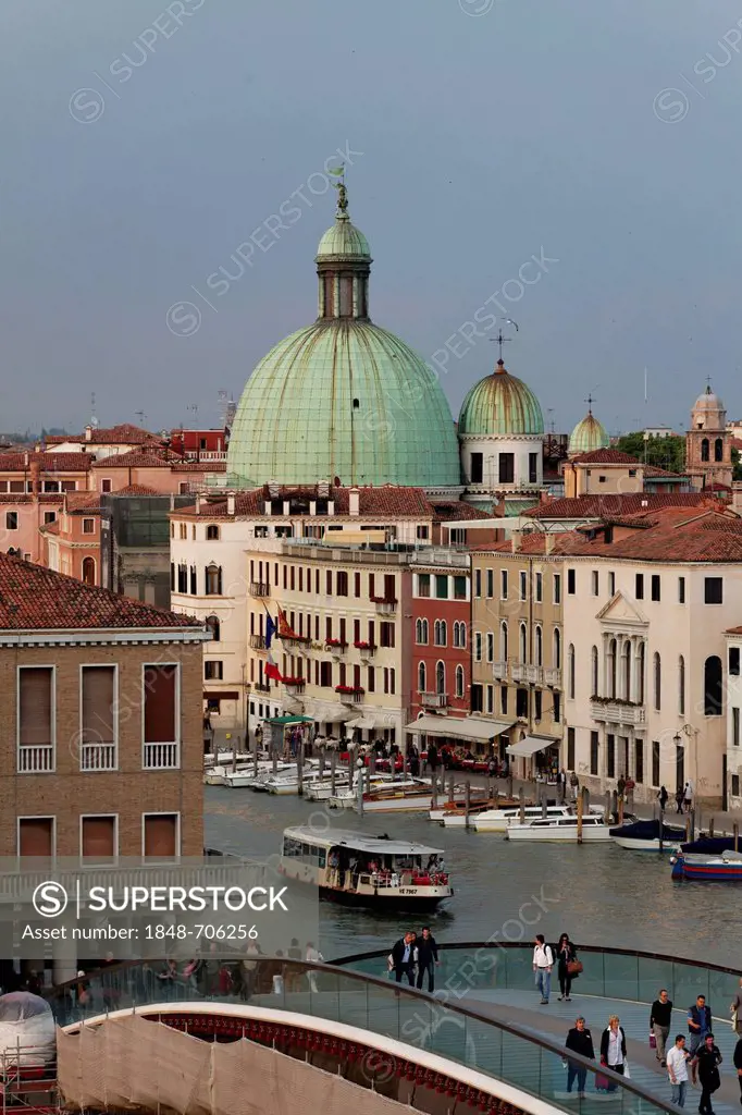 Constitution or Calatrava bridge, Santa Croce district, Venice, UNESCO World Heritage Site, Venetia, Italy, Europe