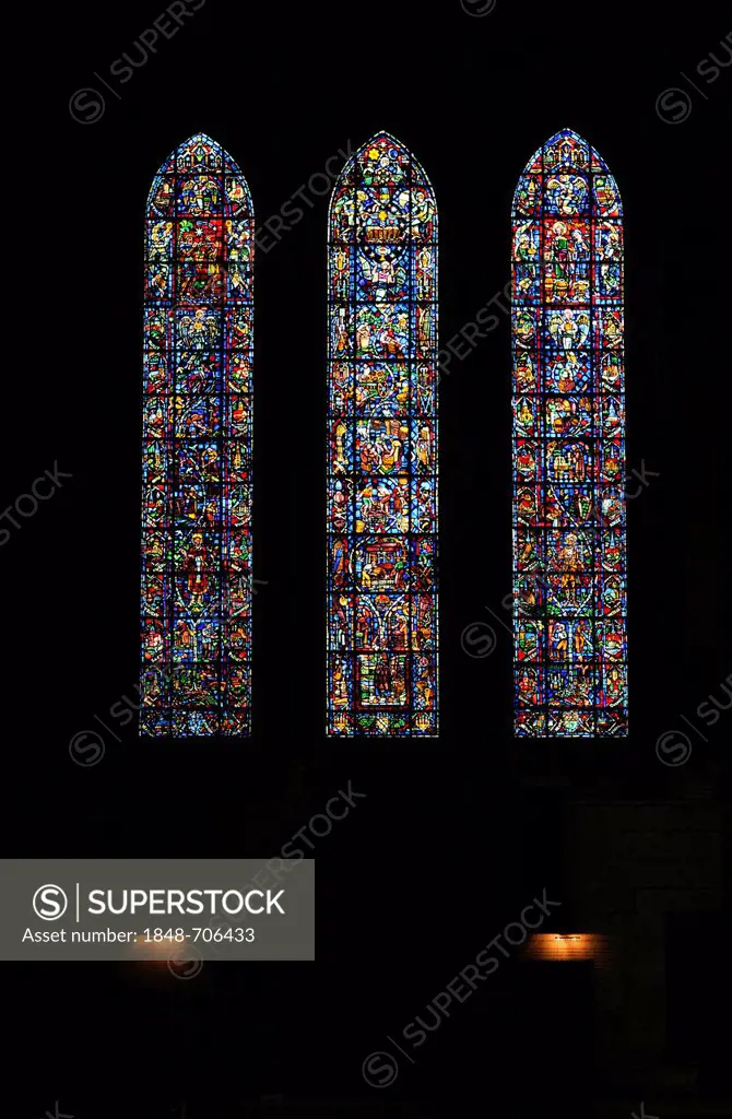 Historical stained glass windows, southern transept, Cathedral Notre-Dame de Reims, UNESCO World Heritage Site, Reims, Champagne, France, Europe