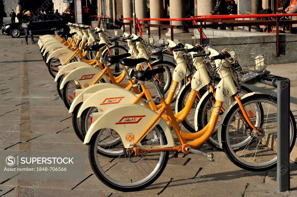 BikeMI, bike rental scheme, Milan, Milano, Lombardy, Italy, Europe, PublicGround