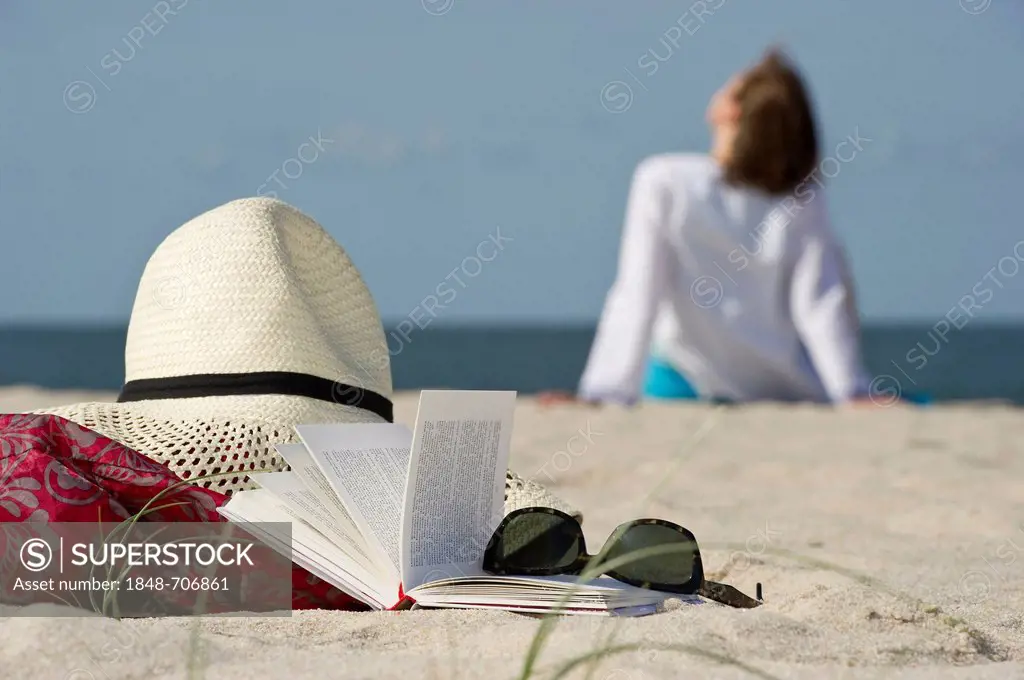 Woman on the beach, List, Sylt island, Schleswig-Holstein, Germany, Europe