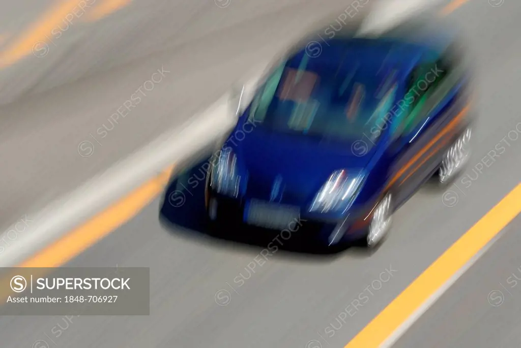 Mobility, motion blur, panning, of a moving car, bird's eye view, federal road B76, Kiel, Schleswig-Holstein, Germany, Europe