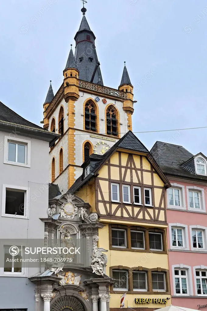 St Gangolf church in Hauptmarkt square, Trier, Rhineland-Palatinate, Germany, Europe