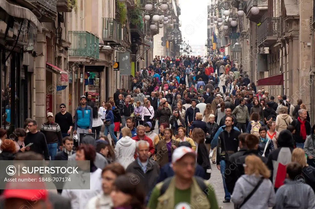Visitor crowds, tourists in the Street Cala de Ferran, Barcelona, Catalonia, Spain, Europe