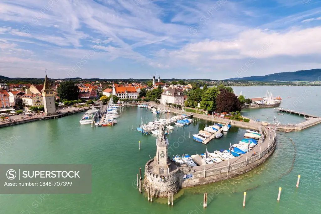 Entrance to the harbour at Lindau on Lake Constance, Bavaria, Germany, Europe, PublicGround