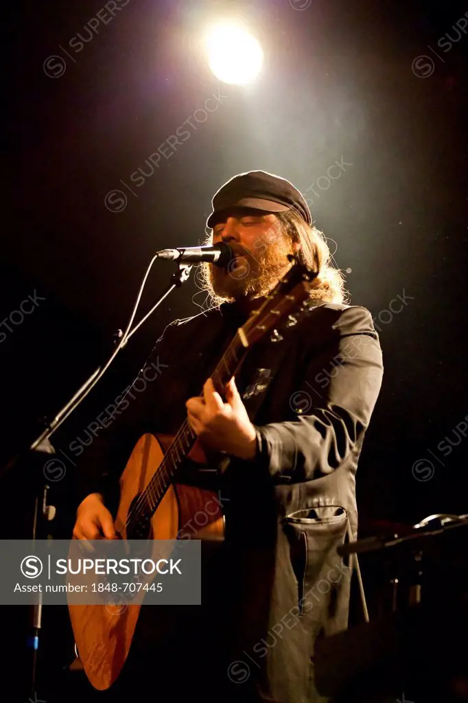 Søren Huss, singer and frontman of the Danish band Saybia, performing live at the Schueuer in Lucerne, Switzerland, Europe