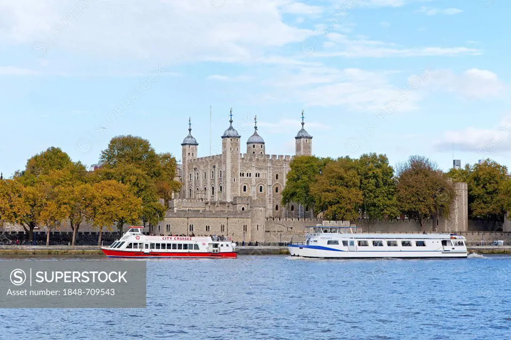 Tower of London, Thames River, London, England, United Kingdom, Europe