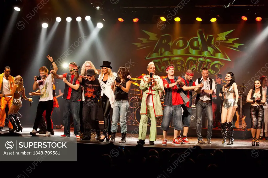 Artistic performances accompanying rock songs, live performance, Das Zelt, events venue, Rock Circus in Lucerne, Switzerland, Europe