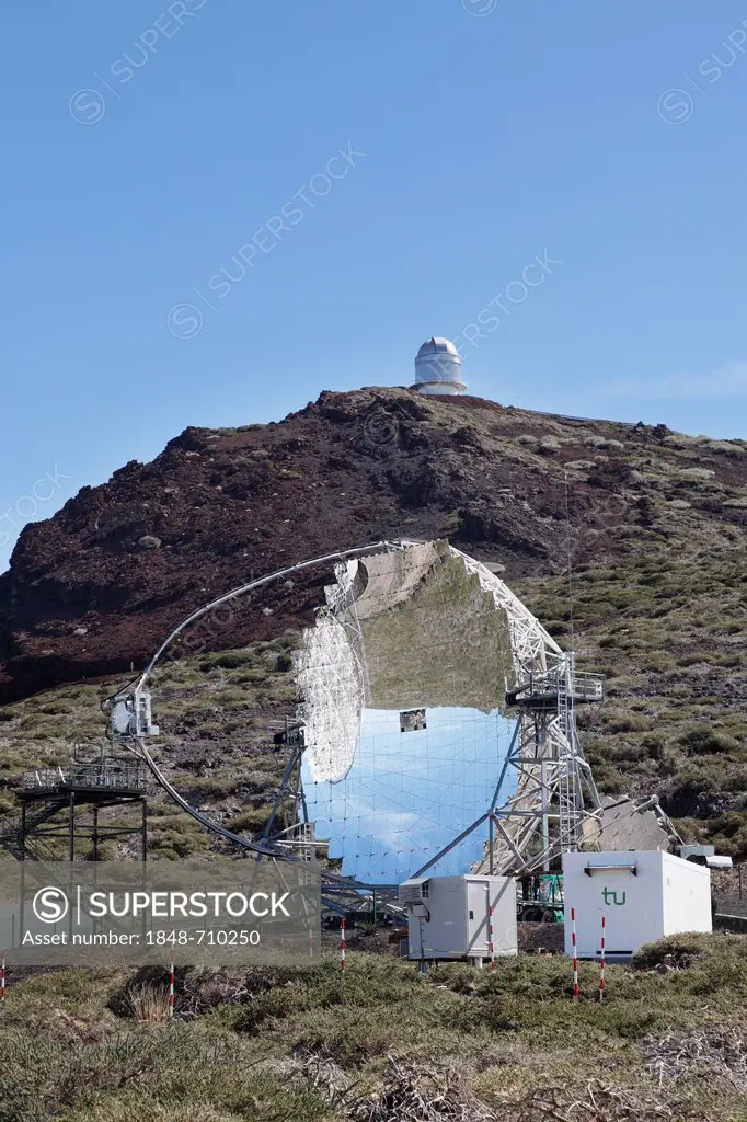 Cherenkov telescope, reflecting telescope, MAGIC, Major Atmospheric Gamma-ray Imaging Cherenkov Telescope, Observatory of the Roque de los Muchachos, ...