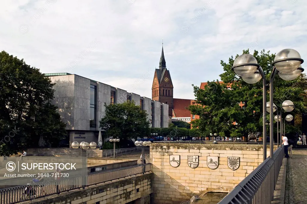 Marktkirche, market church, with side wing housing the Leineschloss restaurant, Hannover, Hanover, Lower Saxony, Germany, Europe