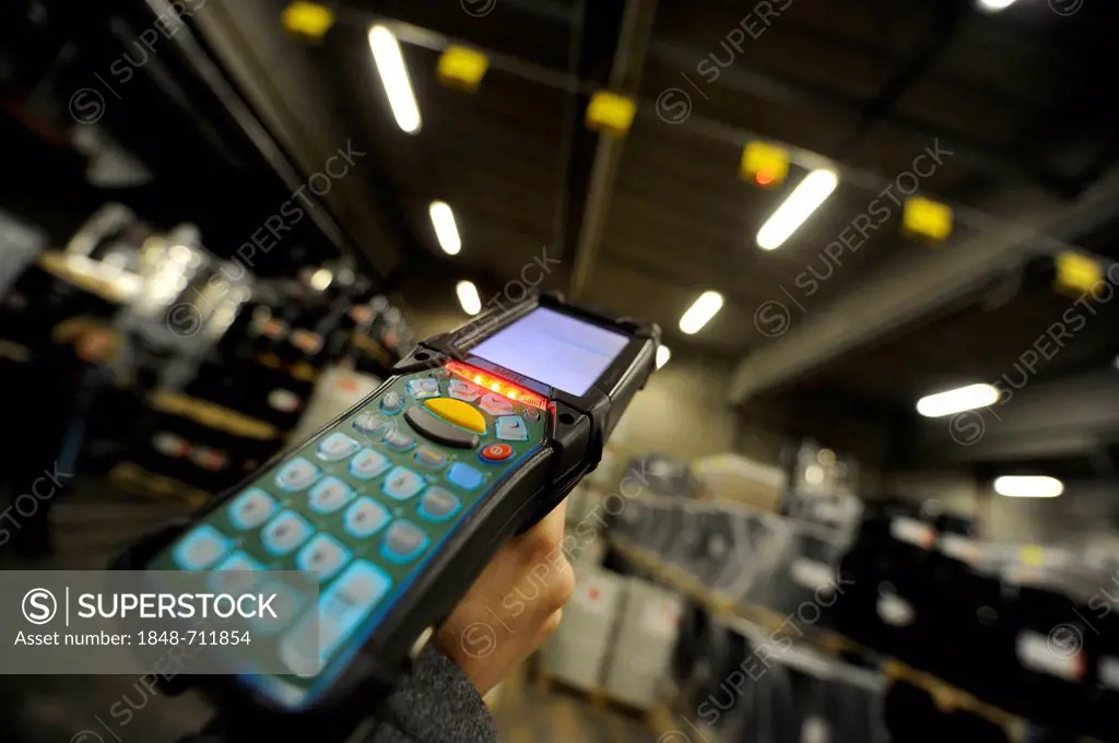 Scanner in an industrial warehouse