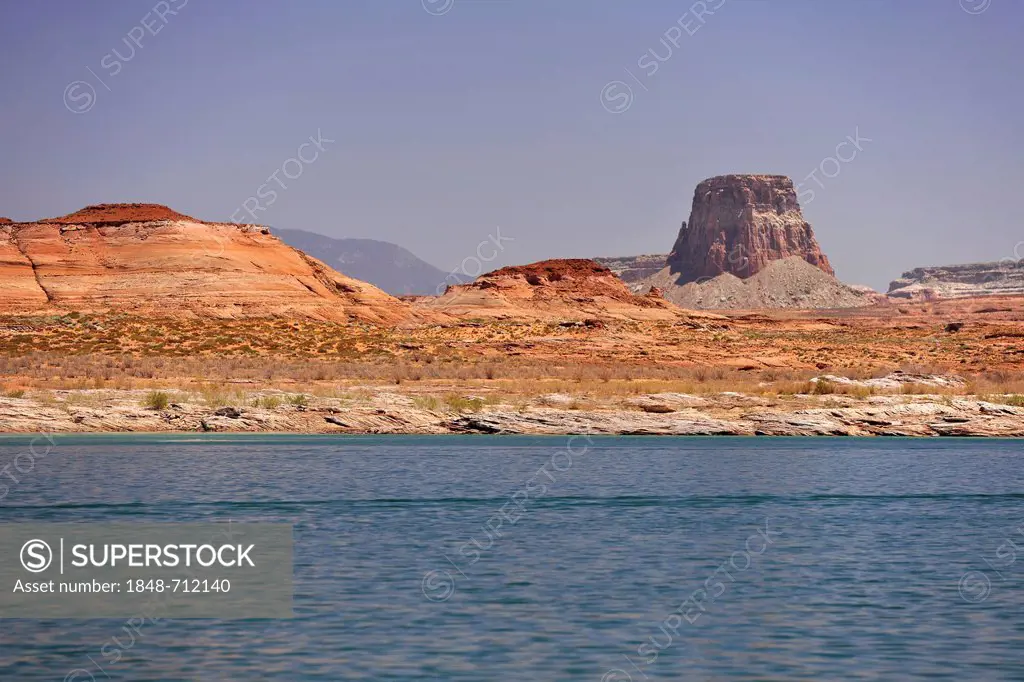 View from Antelope Point Marina to Tower Butte, Lake Powell, Wahweap Marina, Glen Canyon National Recreation Area, Page, Arizona, United States, USA