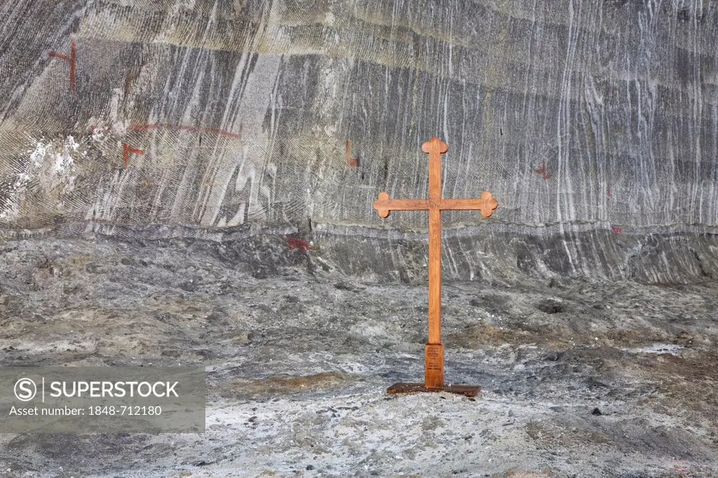Wooden cross in Salina Turda Salt Mine, Turda, Thorenburg, Cluj, Transylvania, Romania, Europe