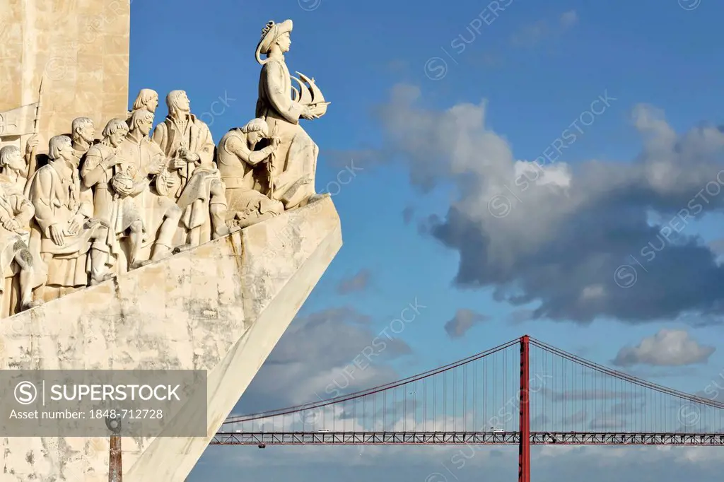 Padráo dos Descobrimentos, Monument to the Discoveries, monument with major Portuguese seafaring figures on the banks of the Rio Tejo, Tagus river, Be...