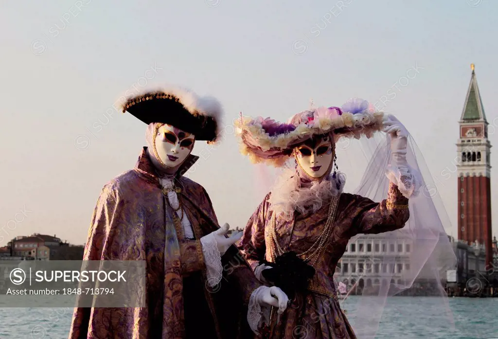 Mask wearers, Carnival in Venice, Italy, Europe
