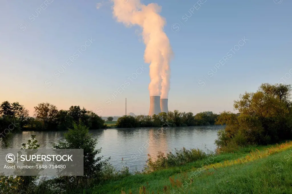 E.ON Grafenrheinfeld Nuclear Power Plant, cooling towers, Schweinfurt, Bavaria, Germany, Europe