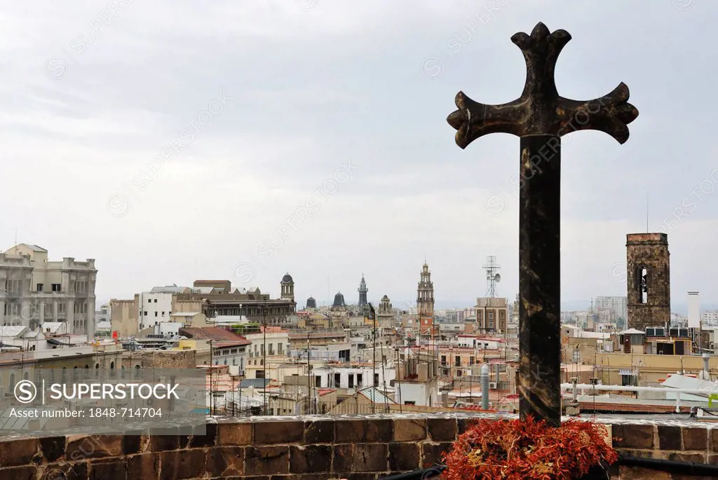 View from the roof of La Catedral de la Santa Creu i Santa Eulalia, The Cathedral of the Holy Cross and Saint Eulalia, over the Gothic Quarter, Barri ...
