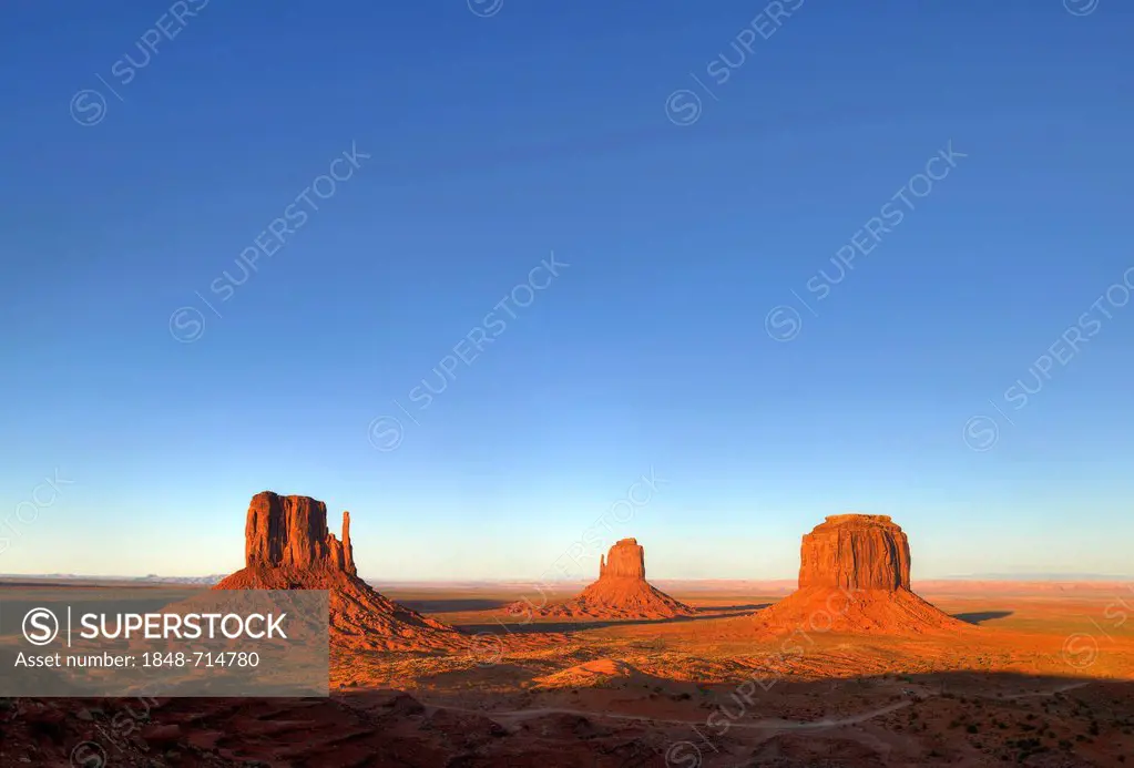 Mesas, West Mitten Butte, East Mitten Butte, Merrick Butte, Scenic Drive, dusk, Monument Valley, Navajo Tribal Park, Navajo Nation Reservation, Arizon...