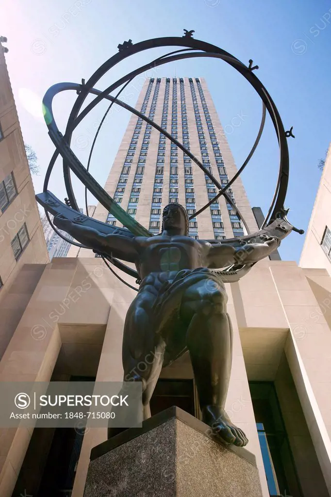 Atlas Statue, 1936, by Lee Lawrie and Rene Chambellan, Rockefeller Center, Manhattan, New York City, New York, United States, North America