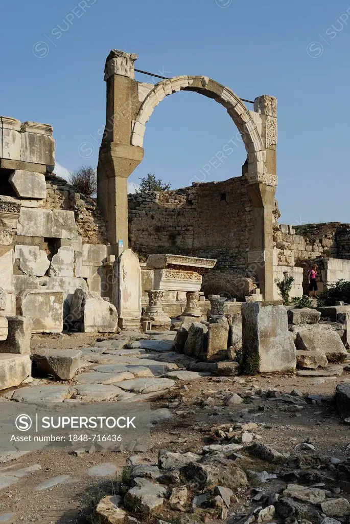 Excavations at Ephesus, Efes, Pollio fountain or fountain of Domitian, converted Nymphaeum of Pollio, 93 AD, UNESCO World Heritage Site, Selcuk, Lycia...