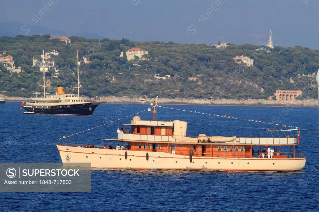 Motor yacht, Over The Rainbow, built by Dickie & Sons, length of 35 metres, built in 1930, off Monaco, in front of Cap Martin, Côte d'Azur, Mediterran...