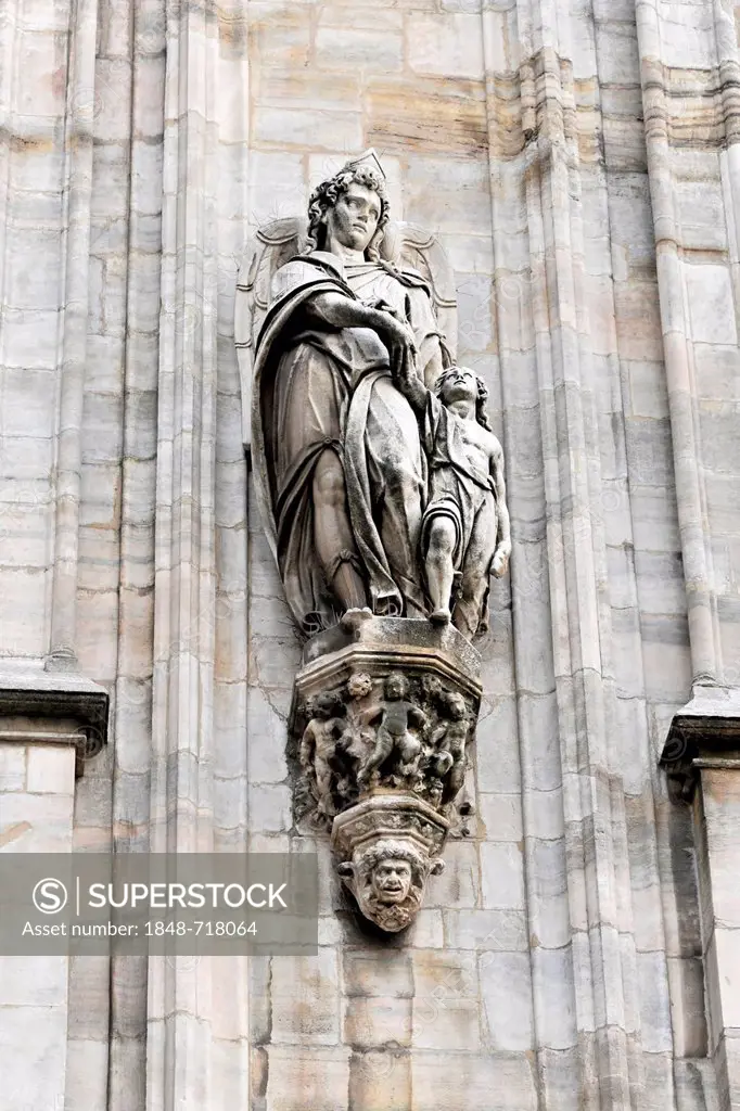 Sculpture on the facade of Milan Cathedral, Duomo di Milano, construction begin 1386, completion 1858, Milan, Milano, Lombardy, Italy, Europe, PublicG...