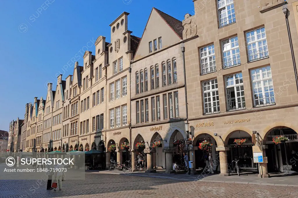 Gabled town houses on Prinzipalmarkt square, Muenster, Muensterland, North Rhine-Westphalia, Germany, Europe, PublicGround