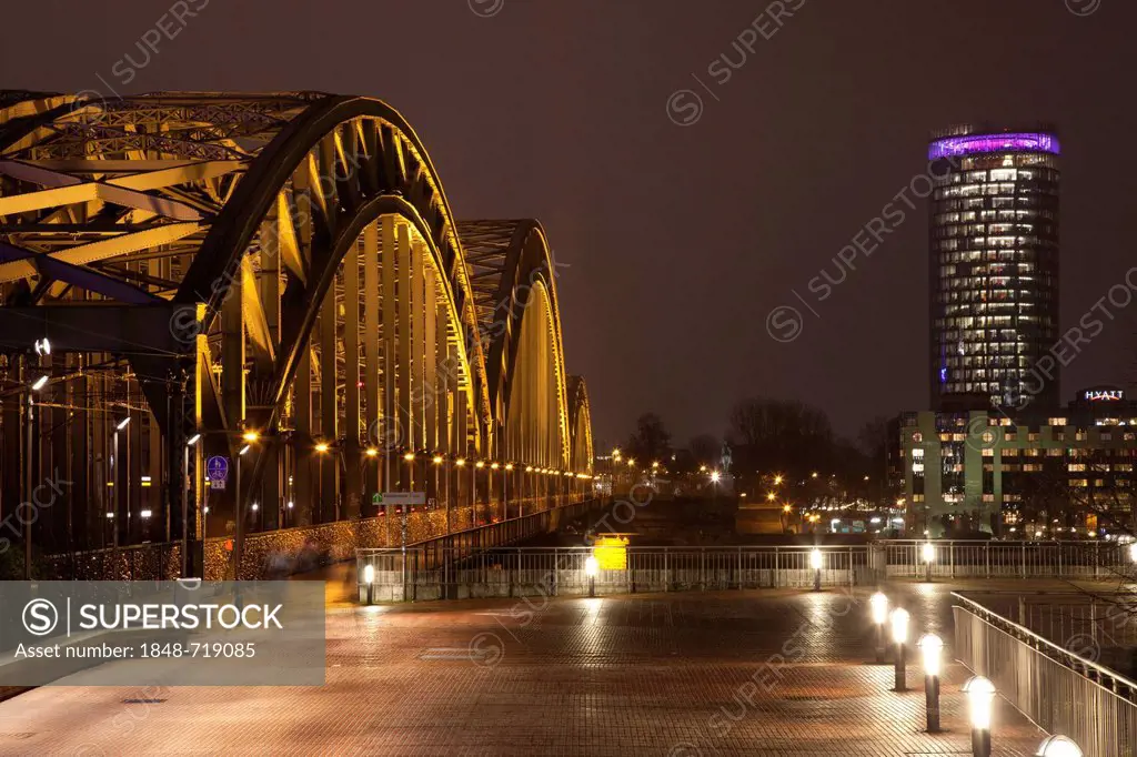 Hohenzollern Rhine Bridge, Cologne Triangle, equestrian statue, Cologne, Rhineland, North Rhine-Westphalia, Germany, Europe, PublicGround