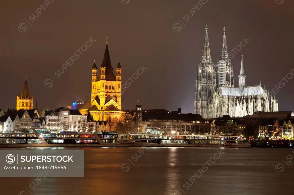 City hall, Church Gross St. Martin, Cologne Cathedral, bank of the Rhine, Cologne, Rhineland, North Rhine-Westphalia, Germany, Europe, PublicGround
