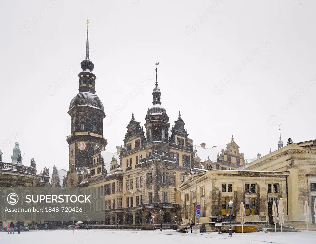 Dresden Theatre Square with the Royal Palace in winter, Saxony, Germany, Europe, PublicGround