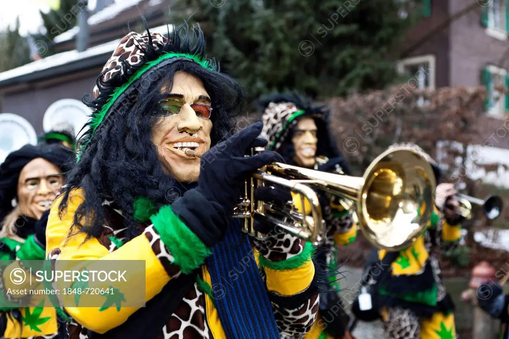 Guggenmusik group, carnival marching band, in costume for Jamaican safari, 35th Motteri Parade, Malters, Lucerne, Switzerland, Europe