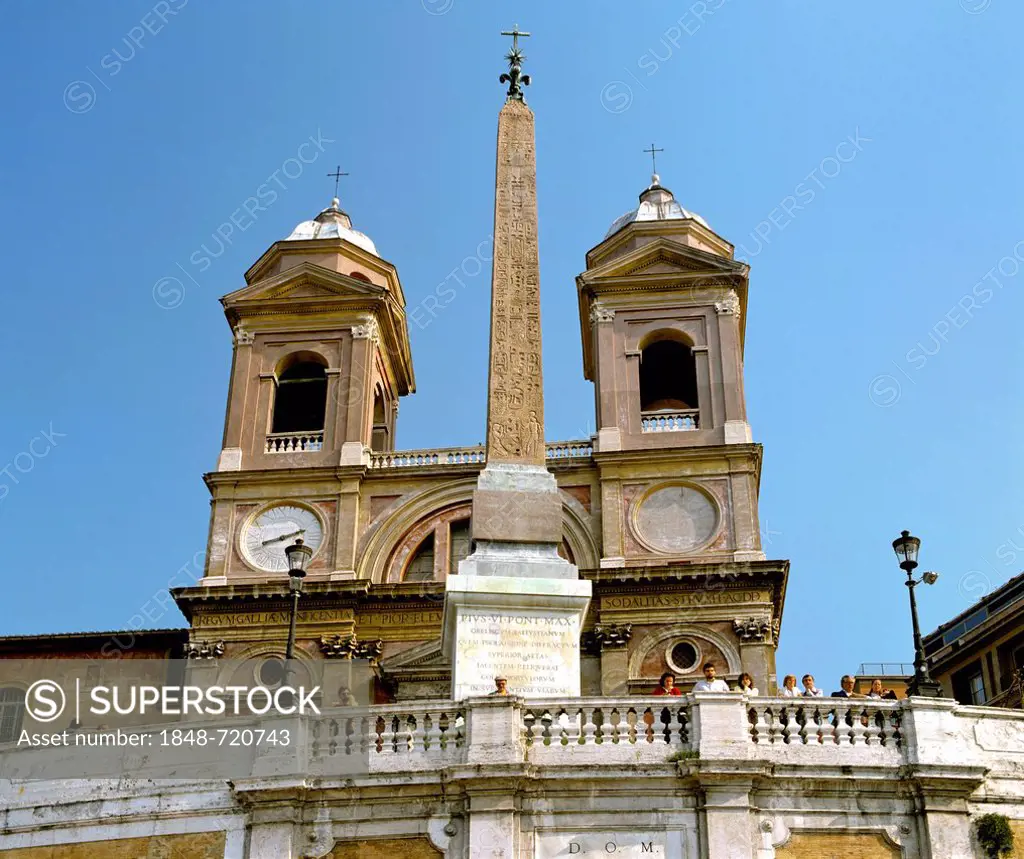 Church of Santa Trinità dei Monti at the Spanish Steps, obelisk, Rome, Italy, Europe