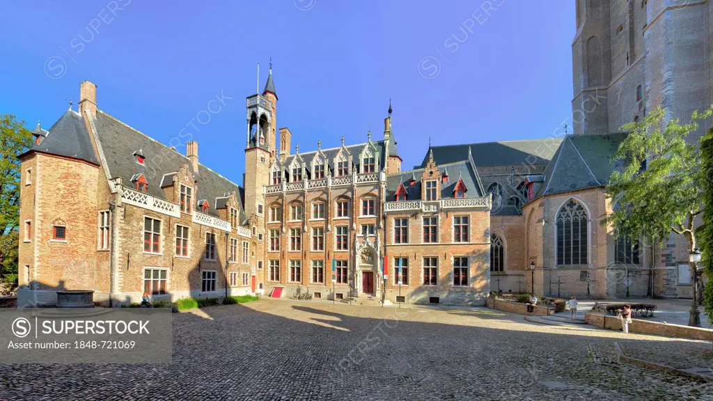 Gruuthusemuseum at the Church of Our Lady, Onze-Lieve-Vrouwekerk, historic town centre of Bruges, UNESCO World Heritage Site, West Flanders, Flemish R...