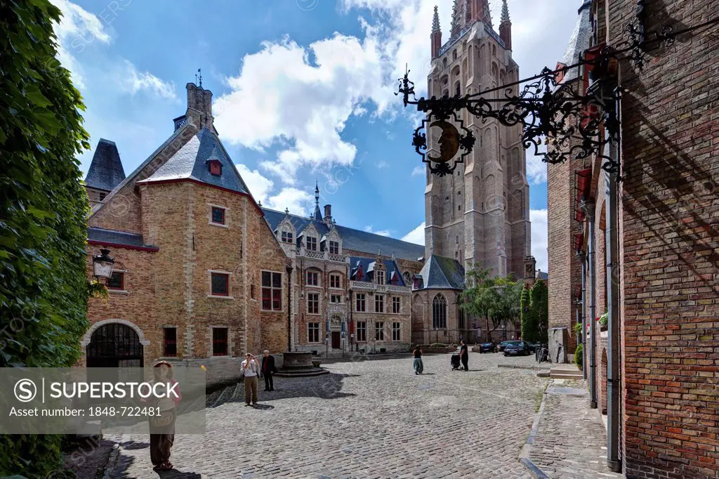Gruuthusemuseum at Onze-Lieve-Vrouwekerk, Church of Our Lady, historic centre of Burges, UNESCO World Heritage Site, West Flanders, Flemish Region, Be...