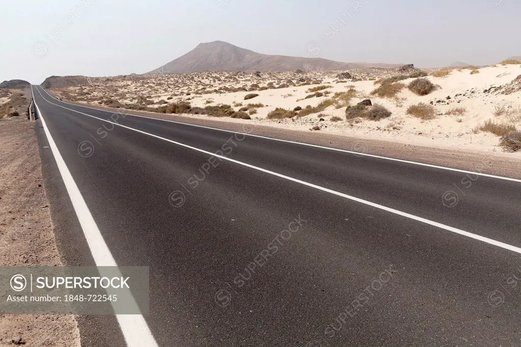 Country Road, FV-2, highway, Fuerteventura, Canary Islands, Spain, Europe