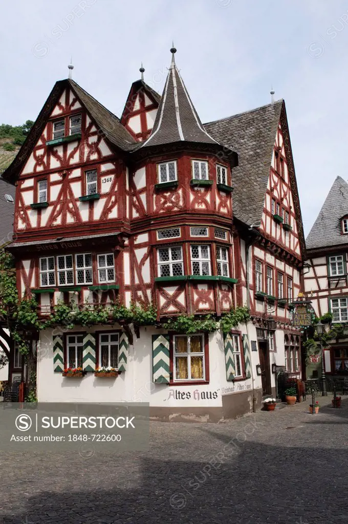 Altes Haus guest house, wine house in Bacharach, Upper Middle Rhine Valley valley, Rhineland-Palatinate, Germany, Europe