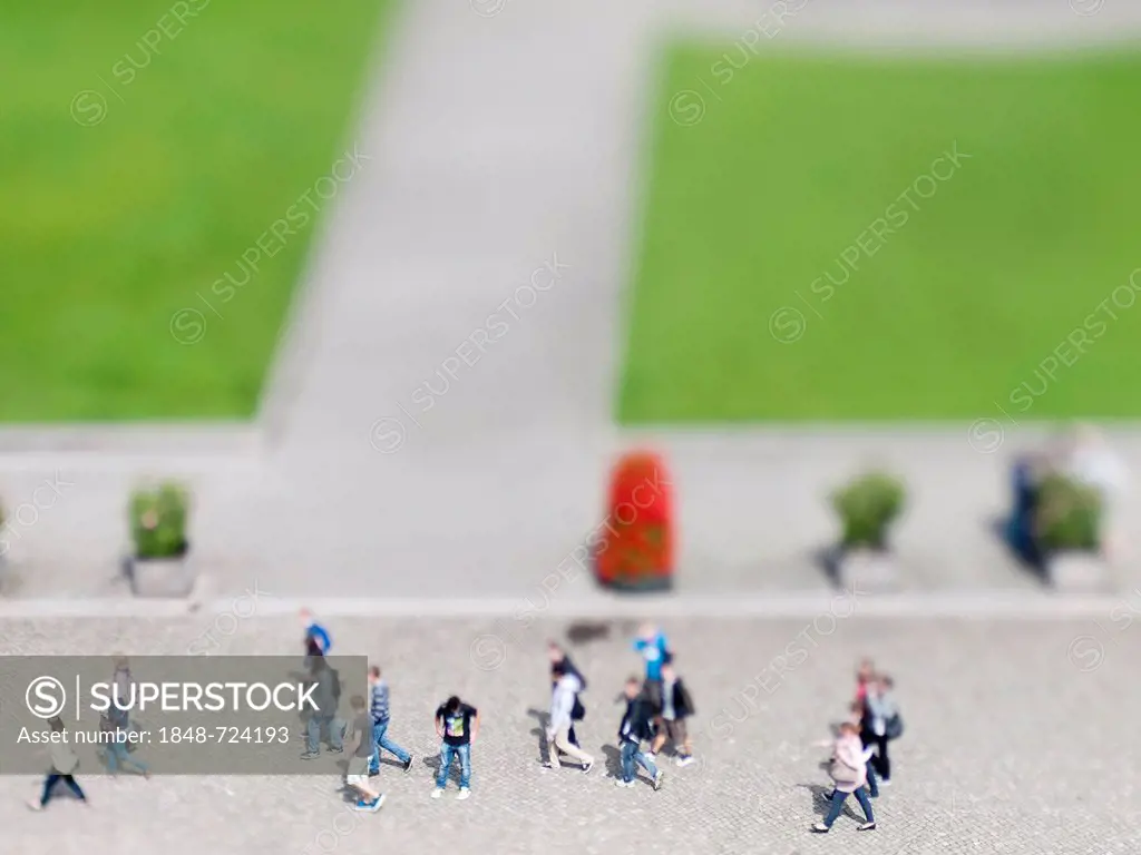 Tourists visiting the Lustgarten, Pleasure Garden, miniature view, tilt-shift effect, Berlin, Germany, Europe
