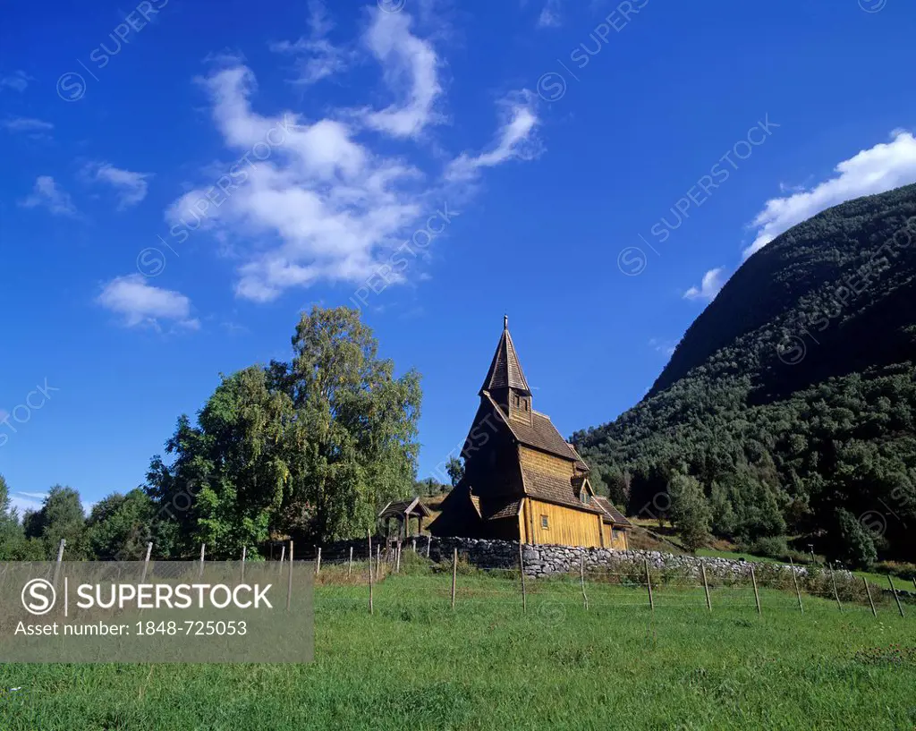 Urnes Stave Church, Europe's oldest stave church at Lustrafjorden, Sogn og Fjordane, Norway, Scandinavia, Europe