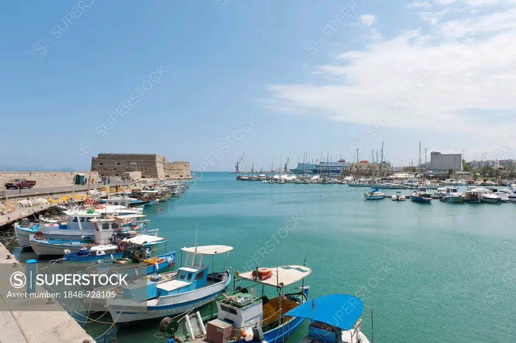 Fishing harbour, fishing boats, the old port with the Koules fortress, Rocca al Mare, Heraklion or Iraklion, Crete, Greece, eastern Mediterranean Sea,...