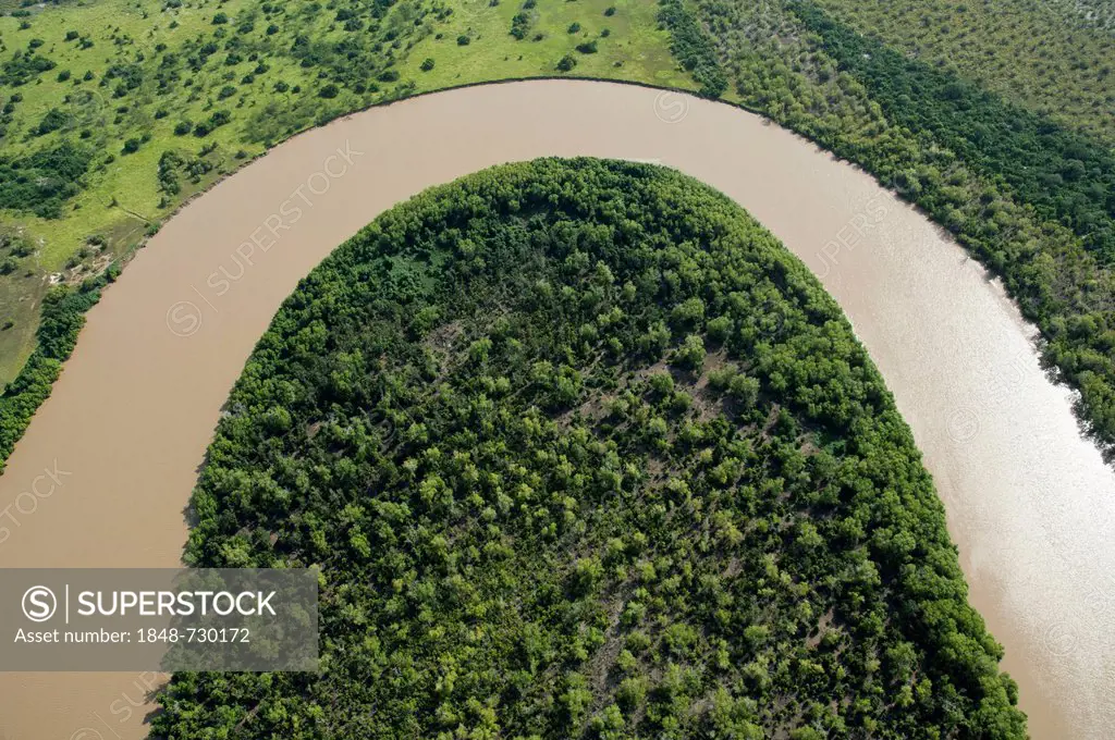Aerial view, bend of the Wami river north of Bagamoyo, Pwani Region, Tanzania, Africa