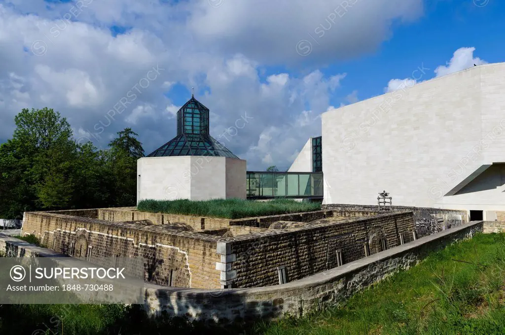 The Draei Eechelen-Fort Thuengen Museum and the Mudam-Musée d'Art Moderne Grand-Duc Jean museum, Kirchberg-Plateau, by architect Ieoh Ming Pei, Luxemb...