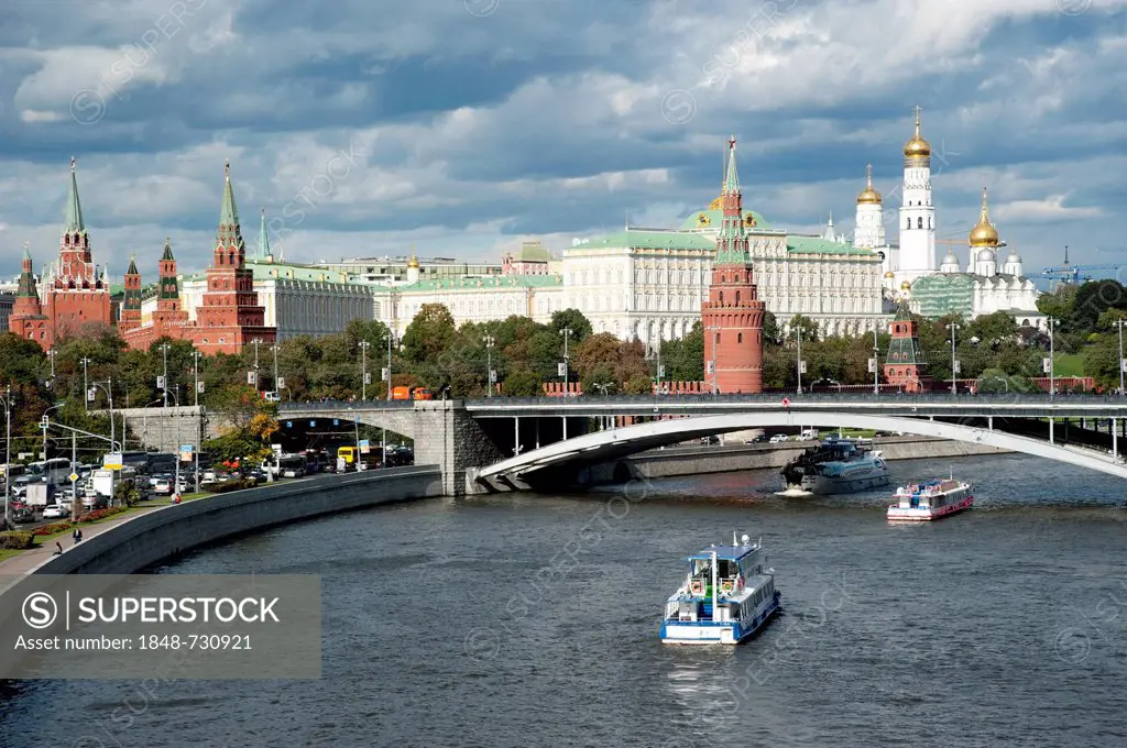 View across the Moskva river towards the Kremlin and the Red Square, Moscow, Russia