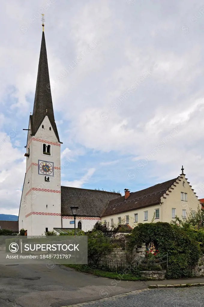 The old Parish Church of St. Martin, Garmisch-Partenkirchen, Bavaria, Germany, Europe