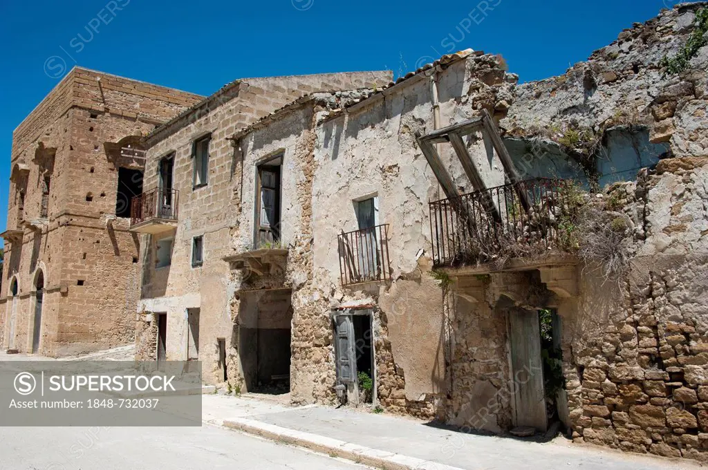 Ruins, destroyed by earthquake, ghost town, Poggioreale, Province of Trapani, Sicily, Italy, Europe