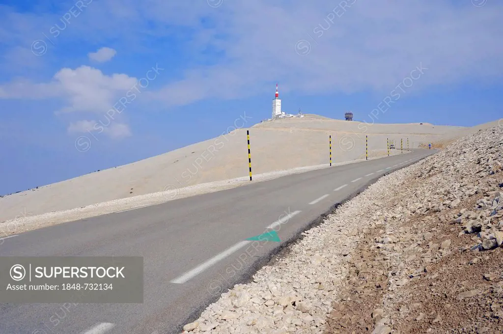 Road to the summit of Mont Ventoux, with the tower of the weather station, Vaucluse, Provence-Alpes-Cote d'Azur, Southern France, France, Europe, Publ...
