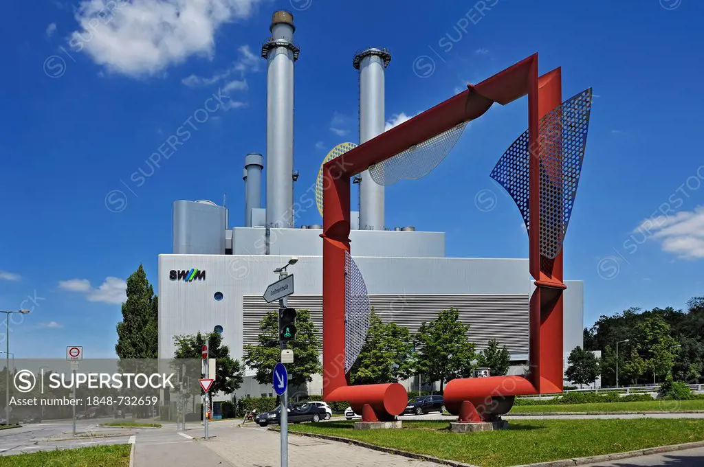 Artwork by Leismueller in front of the co-generation power plant Sued, combined heat and power plant operated by Stadtwerke Muenchen, Sendling distric...