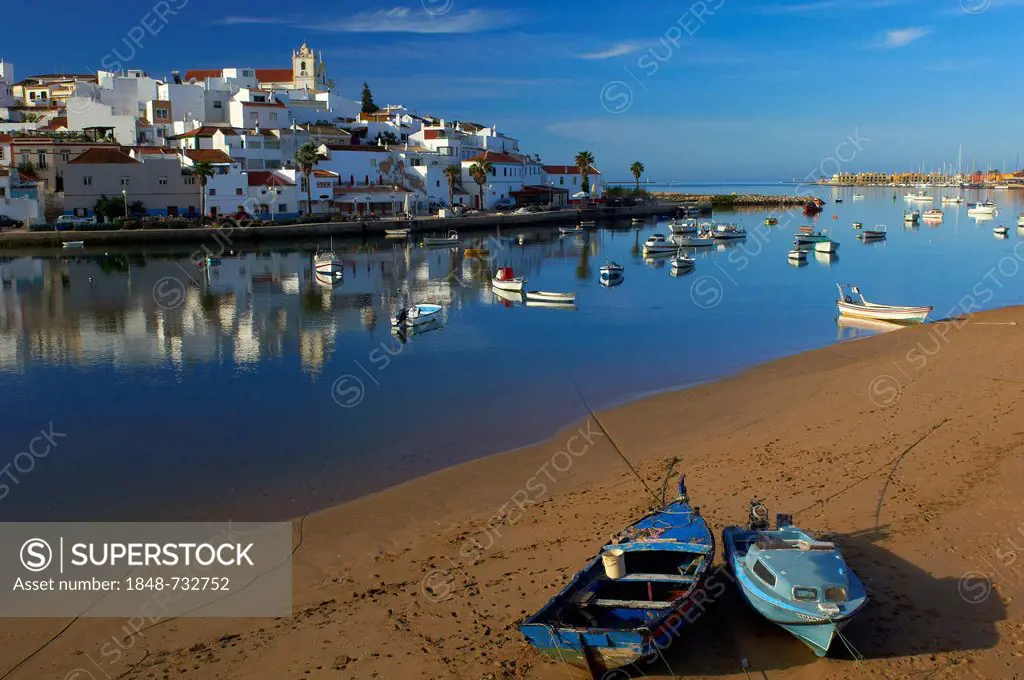 Ferragudo, Lagoa, Algarve, Portugal, Europe