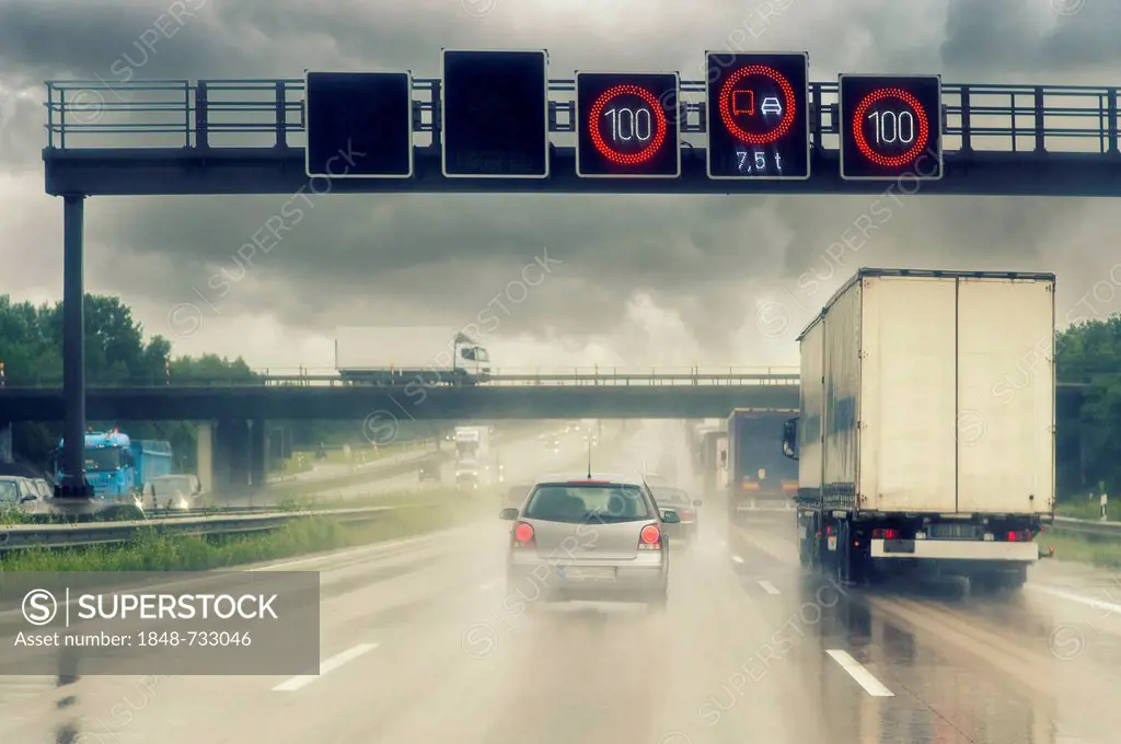 A1 motorway in the rain, Lower Saxony, Germany, Europe