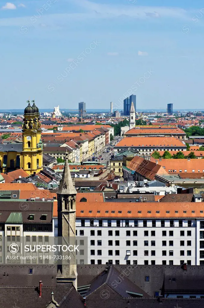 View over the roofs of Munich as seen from the steeple of the Church of St. Peter, Theatinerkirche church on the left, Munich, Upper Bavaria, Bavaria,...